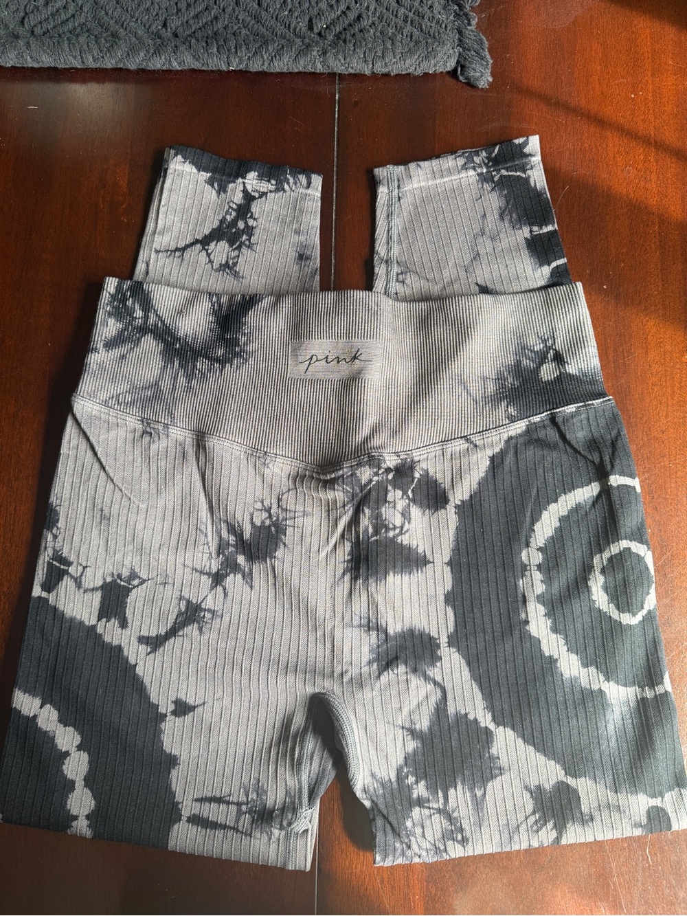 PINK Victoria's Secret Gray & Black Tie-Dye Ribbed High-Waist Leggings